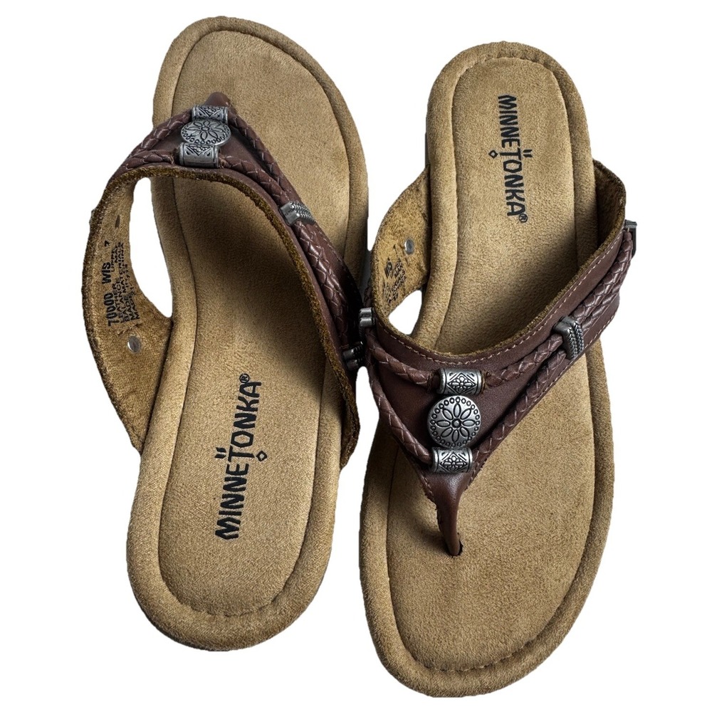Minnetonka Women's Leather Thong Sandals Southwest/Native 360 Comfort Size 7 EUC - Picture 5 of 9